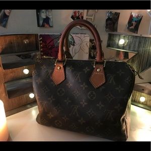 Authentic Louis Vuitton Speedy 25